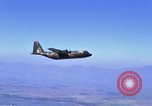 Image C-130 Hercules Vietnam, 1970, de la seconde 17 séquences d'archives historiques vidéo 65675043597