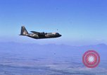 Image C-130 Hercules Vietnam, 1970, de la seconde 18 séquences d'archives historiques vidéo 65675043597
