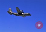 Image C-130 Hercules Vietnam, 1970, de la seconde 28 séquences d'archives historiques vidéo 65675043597
