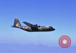 Image C-130 Hercules Vietnam, 1970, de la seconde 45 séquences d'archives historiques vidéo 65675043597