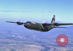Image C-130 Hercules Vietnam, 1970, de la seconde 37 séquences d'archives historiques vidéo 65675043598