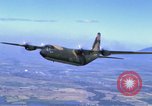 Image C-130 Hercules Vietnam, 1970, de la seconde 44 séquences d'archives historiques vidéo 65675043598