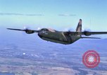 Image C-130 Hercules Vietnam, 1970, de la seconde 50 séquences d'archives historiques vidéo 65675043598