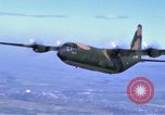Image C-130 Hercules Vietnam, 1970, de la seconde 51 séquences d'archives historiques vidéo 65675043598