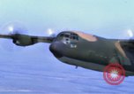 Image C-130 Hercules Vietnam, 1970, de la seconde 53 séquences d'archives historiques vidéo 65675043598