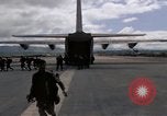 Image C-130 Hercules Vietnam Dak à, 1970, de la seconde 46 séquences d'archives historiques vidéo 65675043599