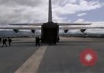 Image C-130 Hercules Vietnam Dak à, 1970, de la seconde 48 séquences d'archives historiques vidéo 65675043599