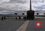 Image C-130 Hercules Vietnam Dak à, 1970, de la seconde 51 séquences d'archives historiques vidéo 65675043599