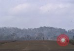 Standbild C-130 Hercules Vietnam, 1970, aus Sekunde 5 historischem Filmmaterial Videoclip 65675043603