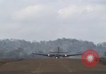 Standbild C-130 Hercules Vietnam, 1970, aus Sekunde 9 historischem Filmmaterial Videoclip 65675043603