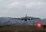 Standbild C-130 Hercules Vietnam, 1970, aus Sekunde 14 historischem Filmmaterial Videoclip 65675043603