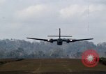Standbild C-130 Hercules Vietnam, 1970, aus Sekunde 15 historischem Filmmaterial Videoclip 65675043603