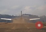 Standbild C-130 Hercules Vietnam, 1970, aus Sekunde 56 historischem Filmmaterial Videoclip 65675043603
