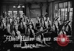 Standbild faschistischen Kinder in Uniform Deutschland, 1942, aus Sekunde 10 historischem Filmmaterial Videoclip 65675043614