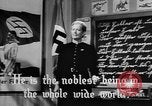 Standbild faschistischen Kinder in Uniform Deutschland, 1942, aus Sekunde 17 historischem Filmmaterial Videoclip 65675043614