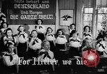 Standbild faschistischen Kinder in Uniform Deutschland, 1942, aus Sekunde 21 historischem Filmmaterial Videoclip 65675043614