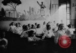Standbild faschistischen Kinder in Uniform Deutschland, 1942, aus Sekunde 35 historischem Filmmaterial Videoclip 65675043614