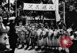 Standbild faschistischen Kinder in Uniform Deutschland, 1942, aus Sekunde 50 historischem Filmmaterial Videoclip 65675043614