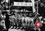 Standbild faschistischen Kinder in Uniform Deutschland, 1942, aus Sekunde 52 historischem Filmmaterial Videoclip 65675043614