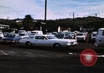 Standbild PX Service Station Hawaii USA, 1974, aus Sekunde 30 historischem Filmmaterial Videoclip 65675043657