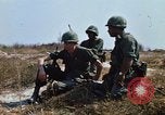 Standbild 1 Infanterie Division Vietnam, 1968, aus Sekunde 22 historischem Filmmaterial Videoclip 65675043660