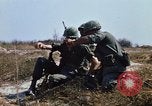 Standbild 1 Infanterie Division Vietnam, 1968, aus Sekunde 26 historischem Filmmaterial Videoclip 65675043660