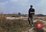 Standbild 1 Infanterie Division Vietnam, 1968, aus Sekunde 15 historischem Filmmaterial Videoclip 65675043661