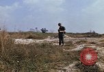 Standbild 1 Infanterie Division Vietnam, 1968, aus Sekunde 23 historischem Filmmaterial Videoclip 65675043661