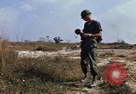 Standbild 1 Infanterie Division Vietnam, 1968, aus Sekunde 45 historischem Filmmaterial Videoclip 65675043661