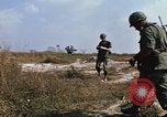 Standbild 1 Infanterie Division Vietnam, 1968, aus Sekunde 51 historischem Filmmaterial Videoclip 65675043661