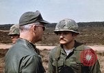 Standbild General William Westmoreland C Kaiserslautern Deutschland, 1972, aus Sekunde 47 historischem Filmmaterial Videoclip 65675043674