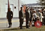Standbild General William Westmoreland Kaiserslautern Deutschland, 1972, aus Sekunde 29 historischem Filmmaterial Videoclip 65675043677