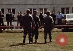 Standbild General William Westmoreland Kaiserslautern Deutschland, 1972, aus Sekunde 39 historischem Filmmaterial Videoclip 65675043677
