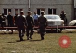 Standbild General William Westmoreland Kaiserslautern Deutschland, 1972, aus Sekunde 42 historischem Filmmaterial Videoclip 65675043677