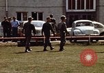 Standbild General William Westmoreland Kaiserslautern Deutschland, 1972, aus Sekunde 45 historischem Filmmaterial Videoclip 65675043677