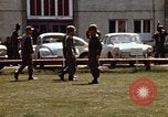 Standbild General William Westmoreland Kaiserslautern Deutschland, 1972, aus Sekunde 47 historischem Filmmaterial Videoclip 65675043677