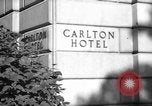 Standbild Carlton Hotel Washington DC USA, 1942, aus Sekunde 1 historischem Filmmaterial Videoclip 65675043698