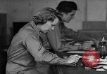 Immagine di Donna Esercito Kandy Ceylon, 1945, secondo 31 filmato di repertorio 65675043699