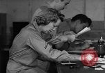 Immagine di Donna Esercito Kandy Ceylon, 1945, secondo 44 filmato di repertorio 65675043699