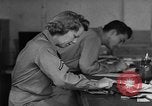Immagine di Donna Esercito Kandy Ceylon, 1945, secondo 49 filmato di repertorio 65675043699