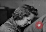 Immagine di Donna Esercito Kandy Ceylon, 1945, secondo 54 filmato di repertorio 65675043699
