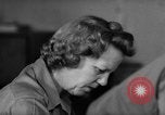 Immagine di Donna Esercito Kandy Ceylon, 1945, secondo 57 filmato di repertorio 65675043699