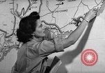 Immagine di Donna Esercito Kandy Ceylon, 1945, secondo 61 filmato di repertorio 65675043703