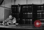 Standbild Women's Army Corps Kandy Ceylon, 1945, aus Sekunde 15 historischem Filmmaterial Videoclip 65675043704