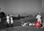 Image les marins britanniques Colombo Ceylan, 1942, de la seconde 27 séquences d'archives historiques vidéo 65675043725