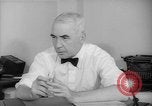 Immagine di Elmer Davis Washington DC USA, 1942, secondo 17 filmato di repertorio 65675043731