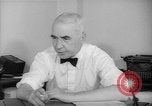 Immagine di Elmer Davis Washington DC USA, 1942, secondo 25 filmato di repertorio 65675043731