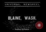 Standbild Austausch von Fahnen Blaine Washington USA, 1938, aus Sekunde 3 historischem Filmmaterial Videoclip 65675043739