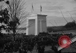 Standbild Austausch von Fahnen Blaine Washington USA, 1938, aus Sekunde 5 historischem Filmmaterial Videoclip 65675043739