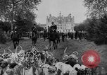 Standbild jährliche Saint Hubert's Hunt Compiegne Frankreich, 1938, aus Sekunde 11 historischem Filmmaterial Videoclip 65675043744